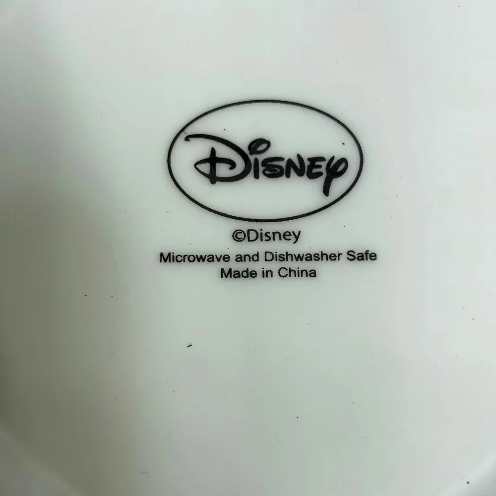 Disney Mickey Mouse Minnie Mouse Ceramic Serving Bowl White Black Red‎ 9.25x3